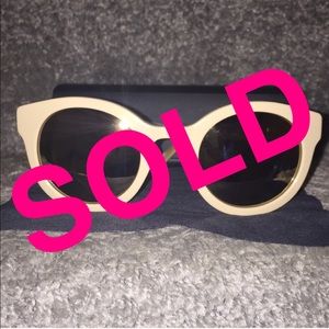 Nude Trim & Rosegold lens!!!!🌹